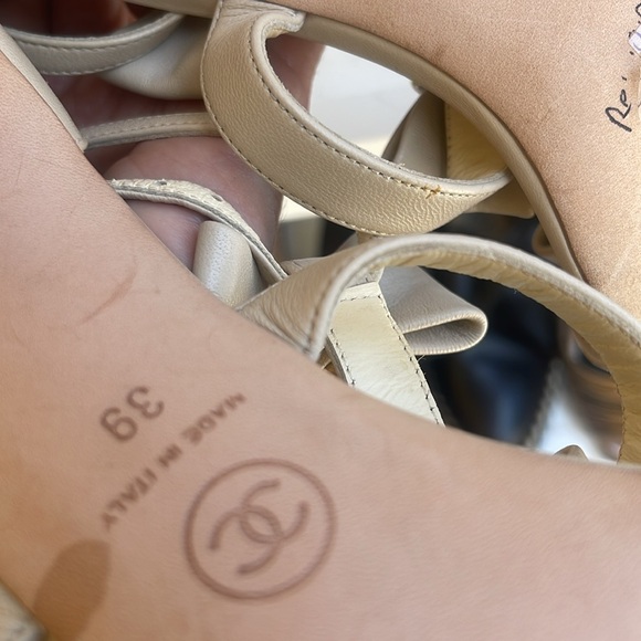 Chanel Bow and Pearl Sandals / 39 - Picture 4 of 5
